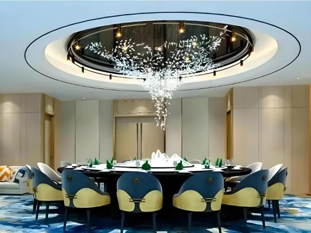 Fenggang Gladden Hotel Tiantangwei Ngoại thất bức ảnh