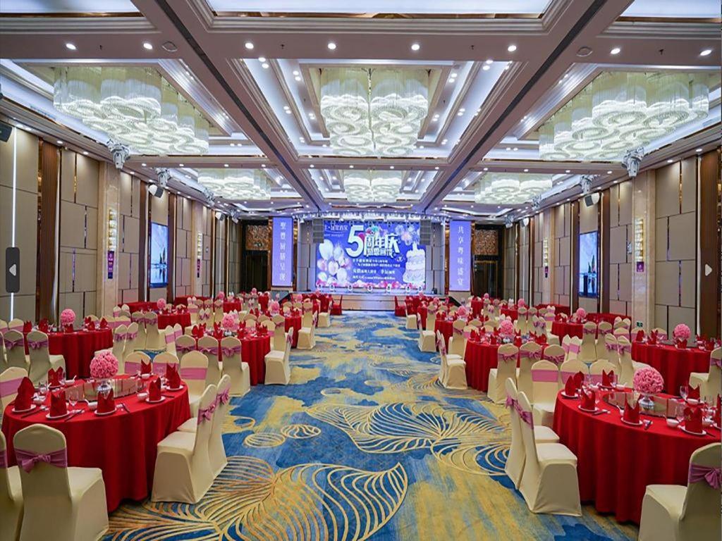 Fenggang Gladden Hotel Tiantangwei Ngoại thất bức ảnh