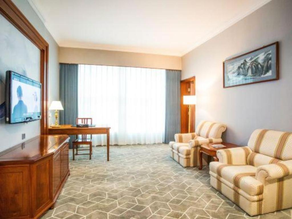 Fenggang Gladden Hotel Tiantangwei Ngoại thất bức ảnh