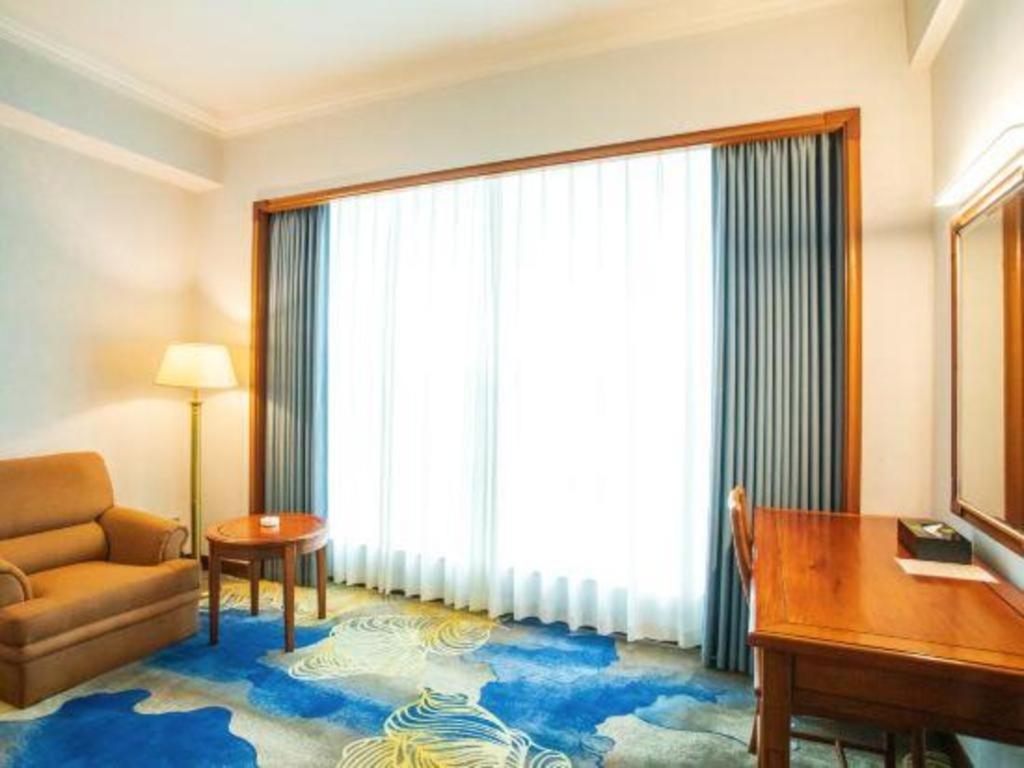 Fenggang Gladden Hotel Tiantangwei Ngoại thất bức ảnh