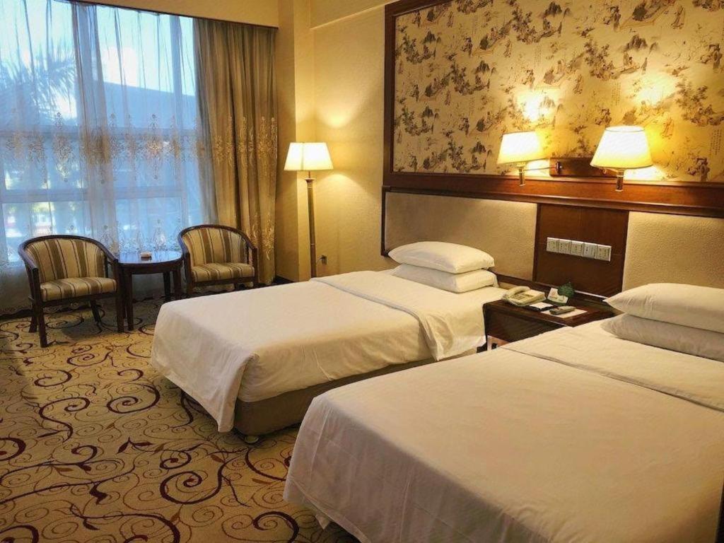 Fenggang Gladden Hotel Tiantangwei Ngoại thất bức ảnh