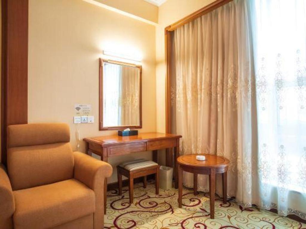 Fenggang Gladden Hotel Tiantangwei Ngoại thất bức ảnh