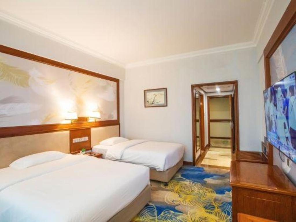 Fenggang Gladden Hotel Tiantangwei Ngoại thất bức ảnh